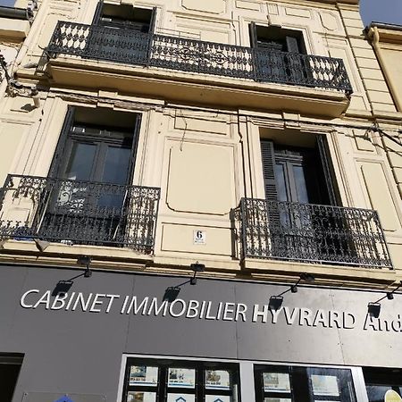 Saint-Chamond Exterior foto